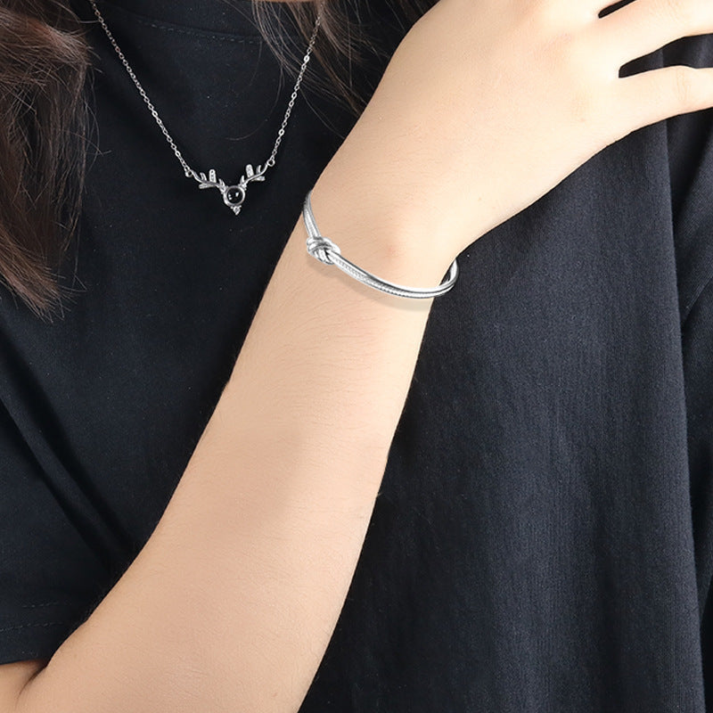 Titanium knotted thin bracelet (Women)