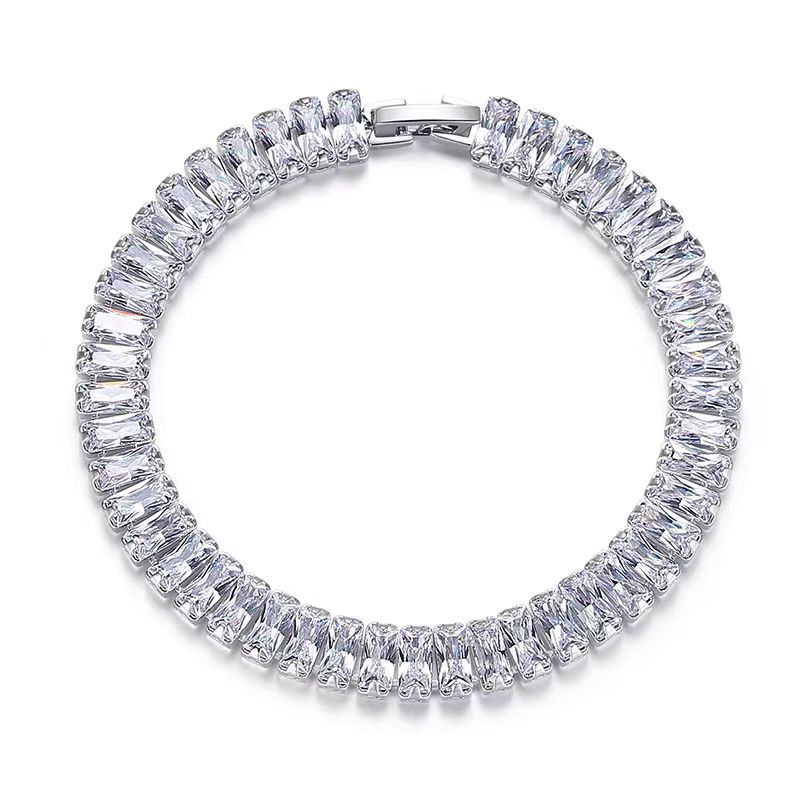 Elegant Zircon Bracelet