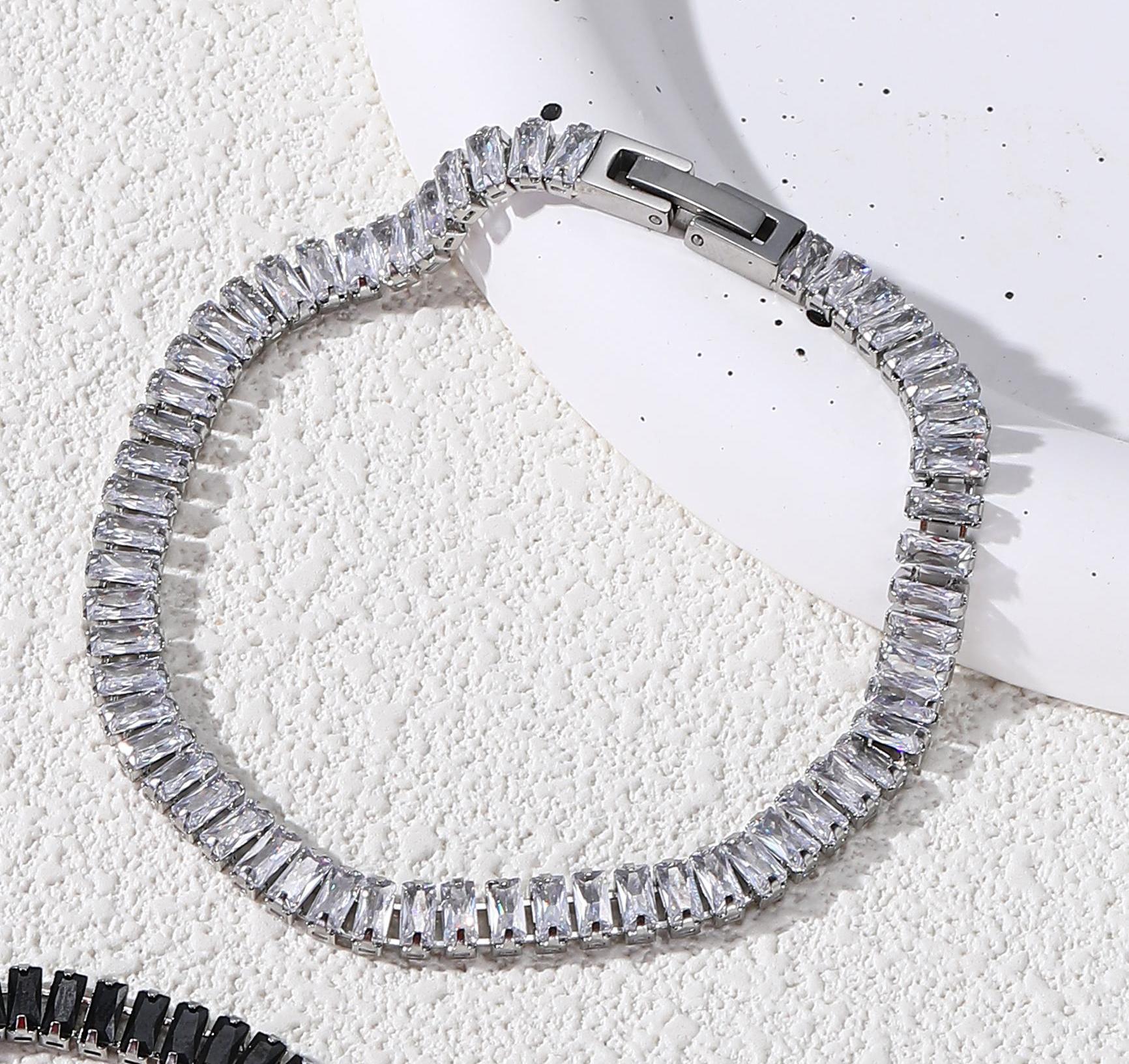 Elegant Zircon Bracelet