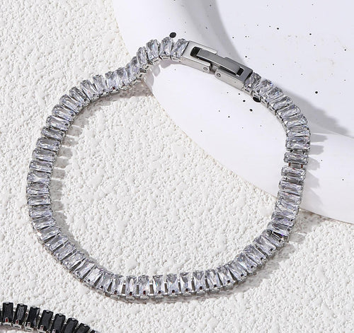 Elegant Zircon Bracelet